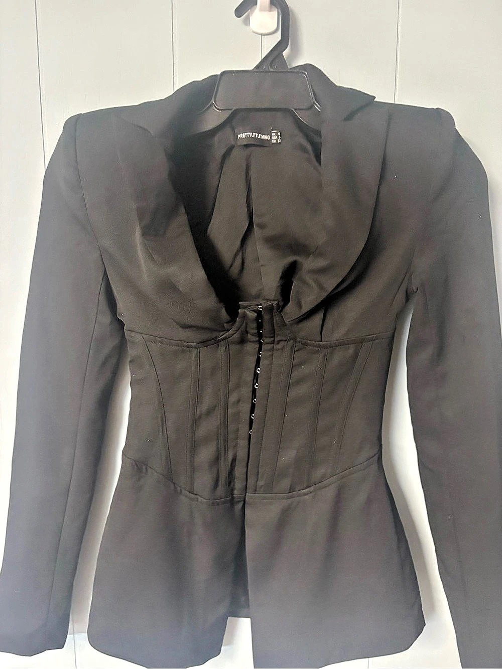 PrettyLittleThing Woven Tailored Hook and Eye Corset Detail Blazer Black Size 4